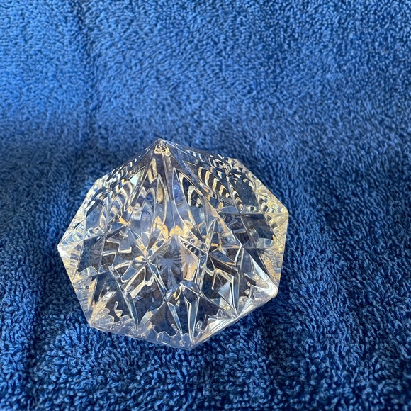 Beautiful paperweight - Picture 2 of 4